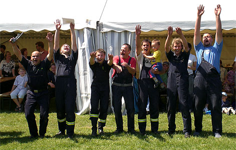Mannschaftsfoto beim Gemeindeausscheid Niederer Fläming in Gräfendorf (Foto: 2007)