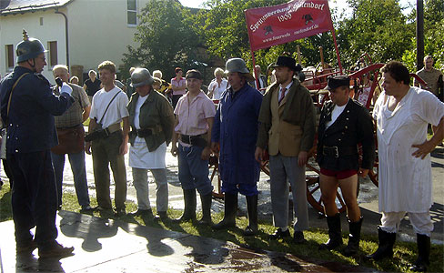 Gruppenfoto beim Schützenfest in Fröhden (Foto: 2008)